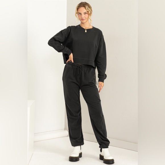 11B. Elastic Waist Drawstring Jogger Pants - Black - Picture 6 of 6